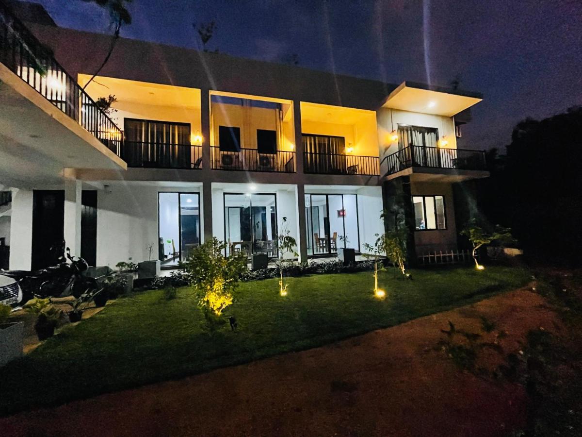 Black Mustang Hotel Дамбула Екстериор снимка